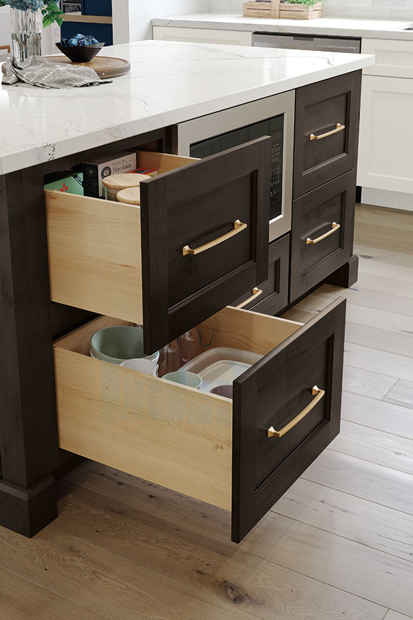 Base Pull Out Cabinet - Homecrest Cabinetry