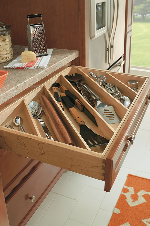 Cooking Utensil Divider Homecrest Cabinetry