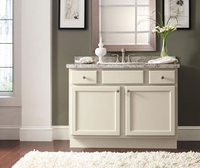 Shaker Style Bathroom Vanity Homecrest Cabinetry