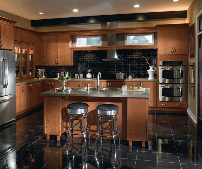 Contemporary Maple Kitchen Cabinets, What Color Laminate Flooring With Maple Cabinets