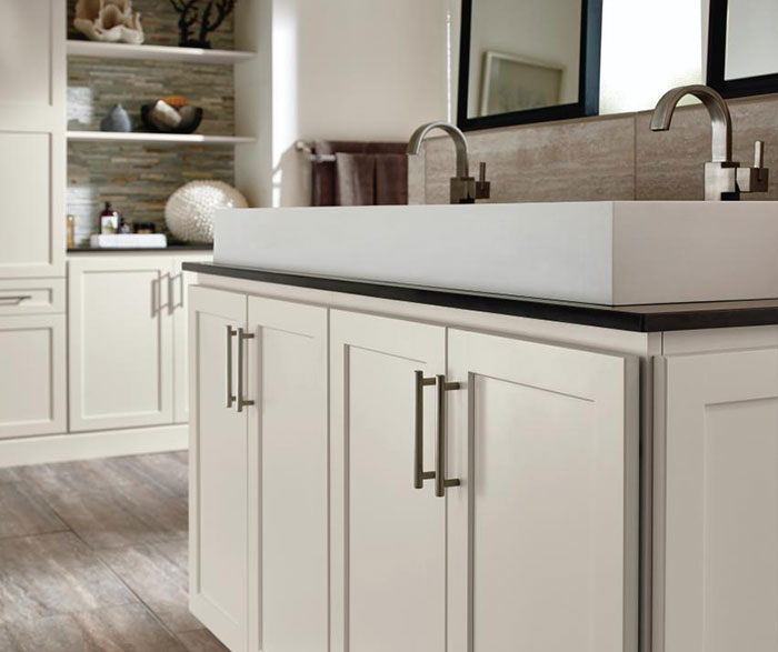 Off White Bathroom Cabinets Homecrest Sedona Off White Bathroom Cabinets In French Vanilla